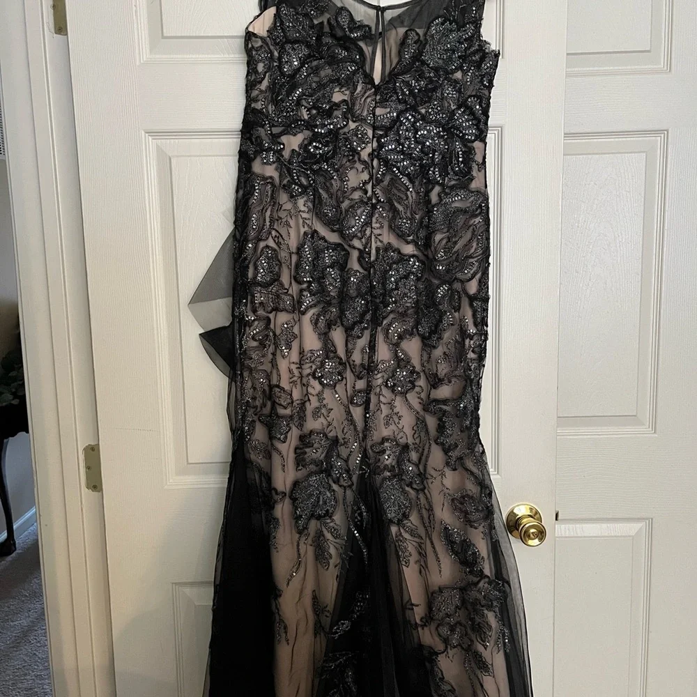 Montage by Mon Cherie Gown - Picture 4 of 13